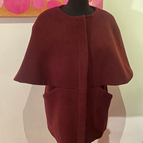 ❤️ Mackage Wool Coat / Cape Style Sleeves /Large Pockets /Zip - Picture 2 of 9
